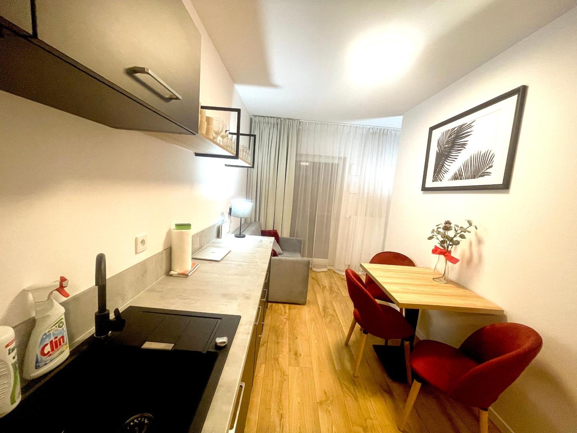 Apartment Premium Atal City Square-Free Parking Space In The Garage Wroclaw Ngoại thất bức ảnh